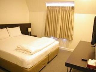 בנגקוק 24 Inn Hotel מראה חיצוני תמונה