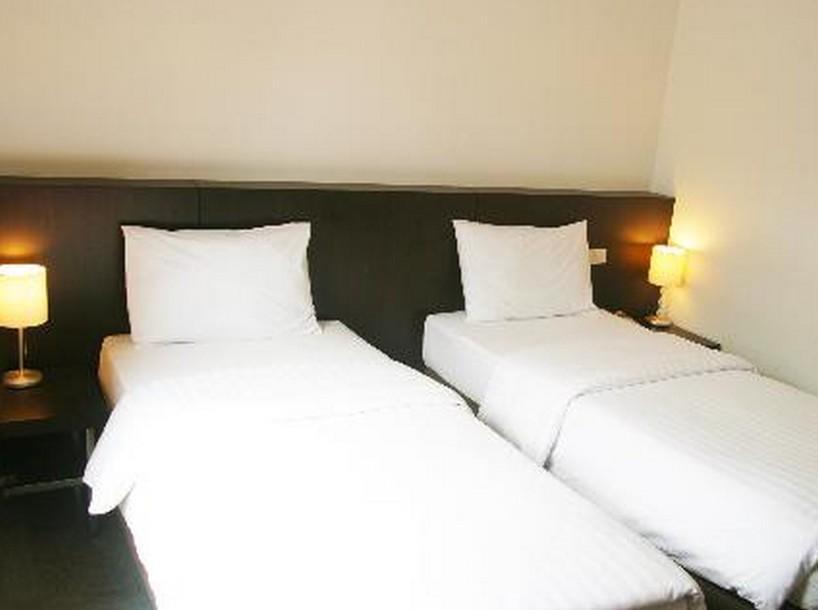 בנגקוק 24 Inn Hotel מראה חיצוני תמונה