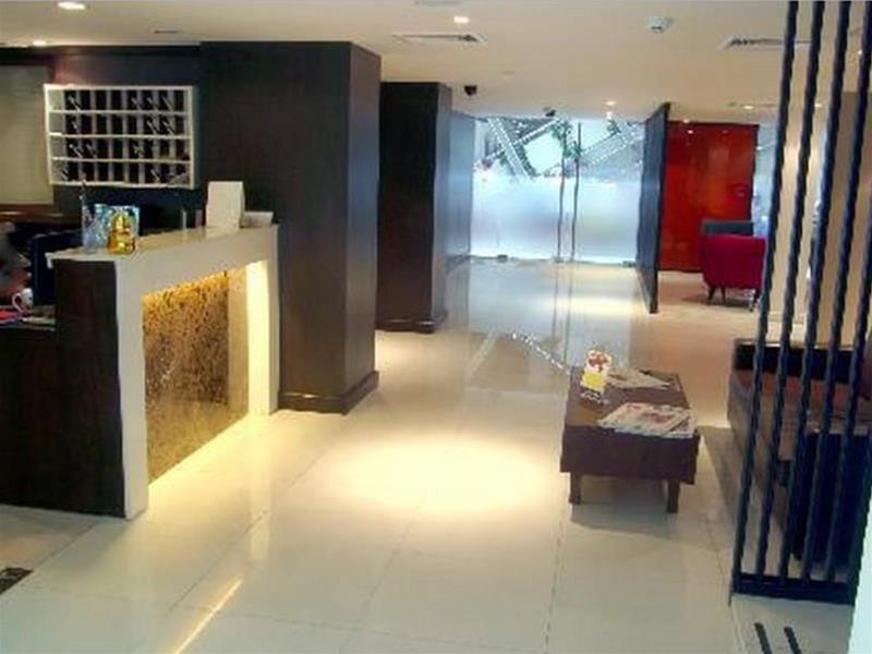 בנגקוק 24 Inn Hotel מראה חיצוני תמונה