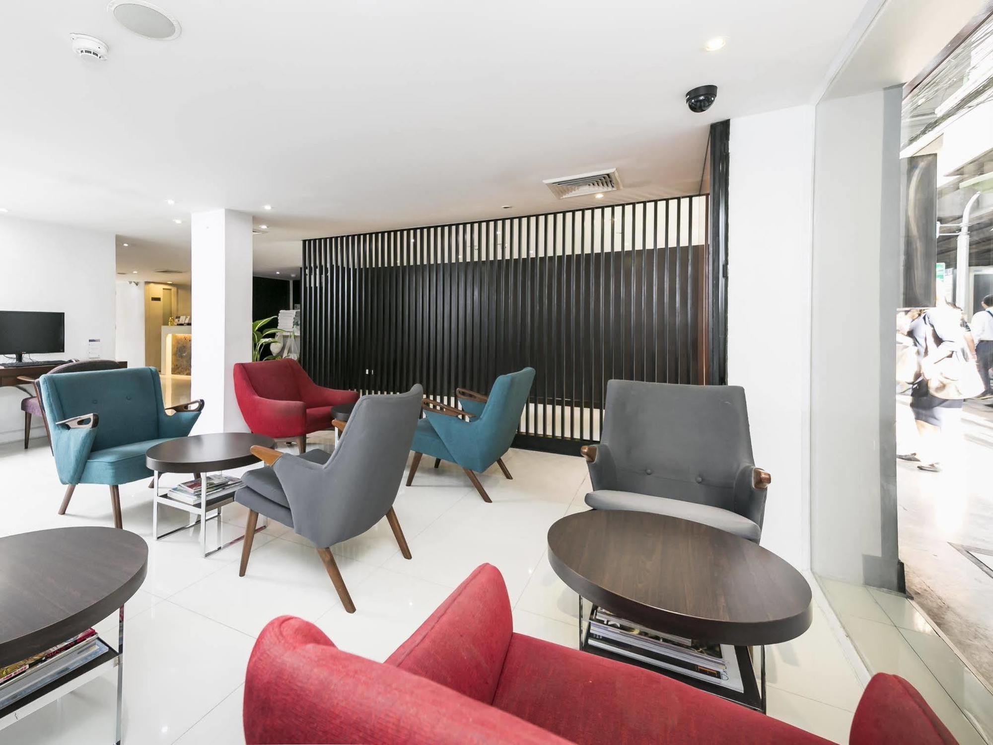 בנגקוק 24 Inn Hotel מראה חיצוני תמונה
